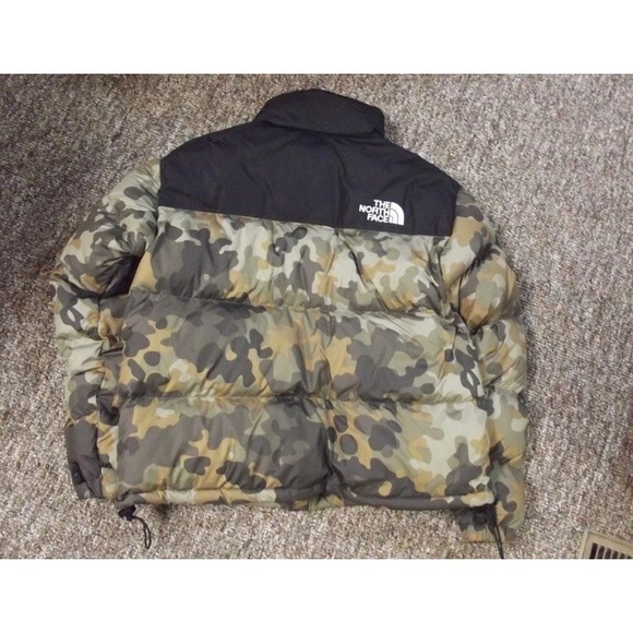 The North Face Men's 700 Nuptuse Camouflage Jacket Size Medium - Picture 3 of 3